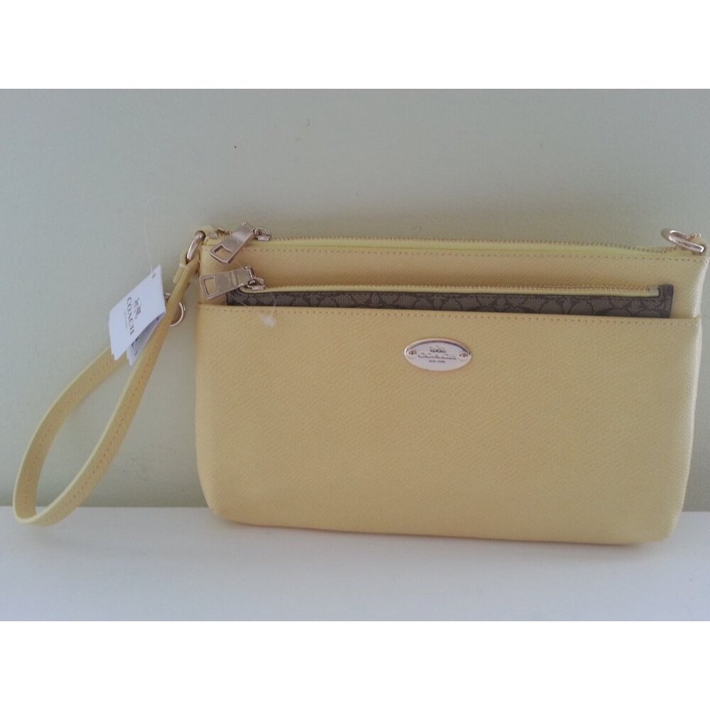 New with Tag Coach 2 in 1 Leather Yellow Signature Pop Pouch Wristlet Set